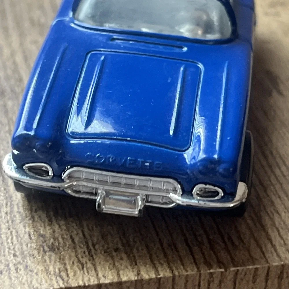 1982 Matchbox Lesney #71 1962 Chevrolet Corvette Blue w/White Accents 62 Chevy